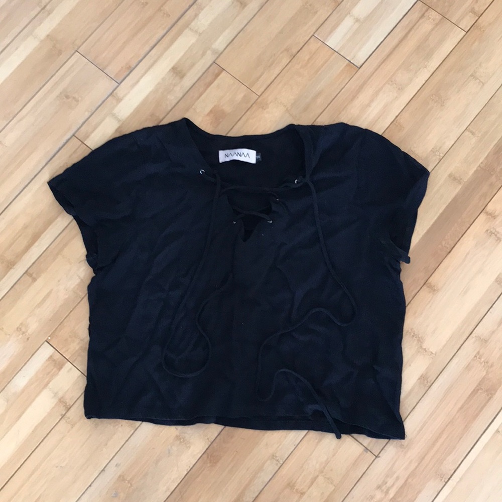 Black crop top with lace up